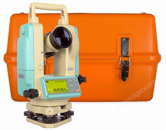 Комплект теодолит RGK T-02 (оптический отвес) с поверкой штатив рейка - 3 в 1